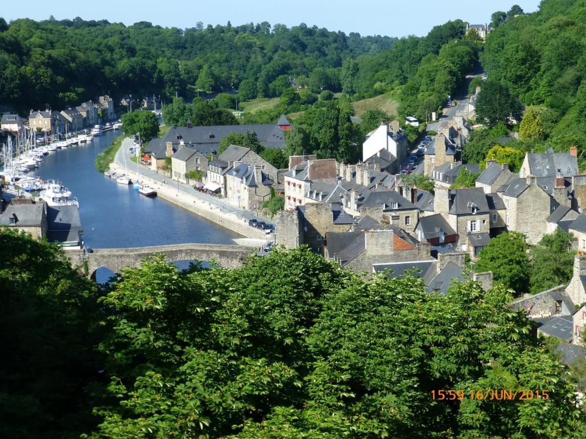 Le Logis De La Cour De Bretagne Au Port De Dinan Lanvallay Exteriör bild