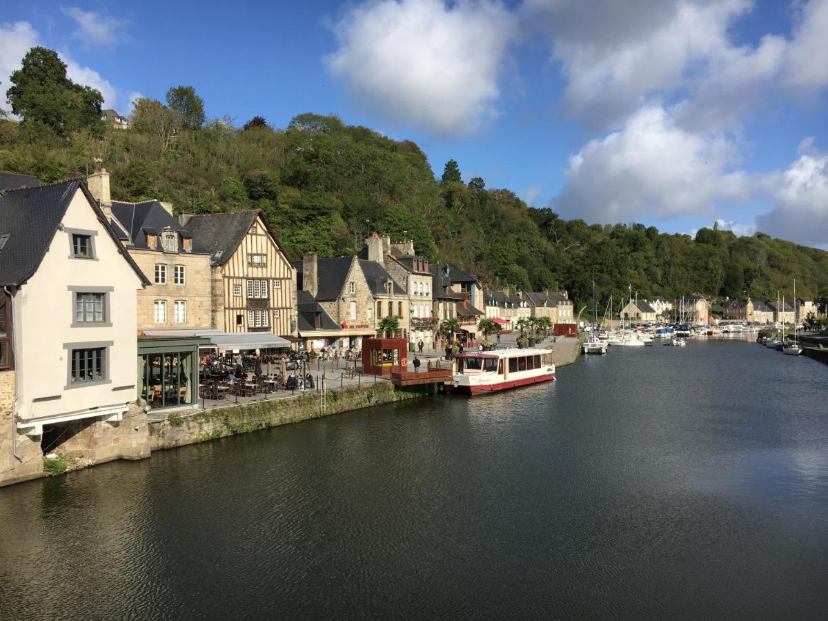 Le Logis De La Cour De Bretagne Au Port De Dinan Lanvallay Exteriör bild